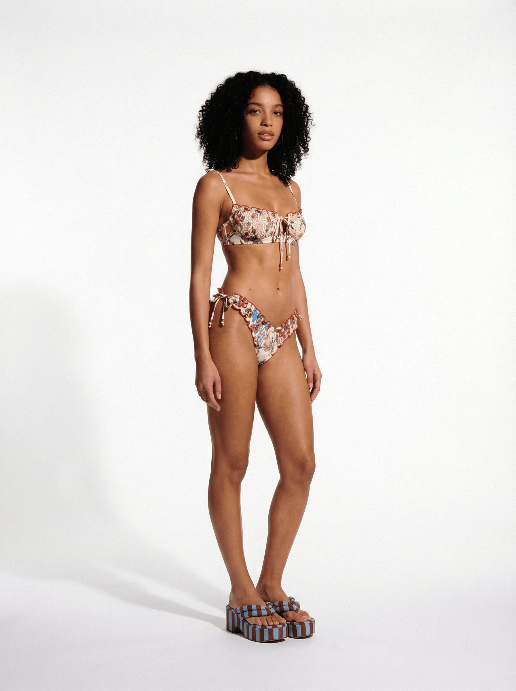 Ruched Cup Underwire Bikini Top W Tie Front